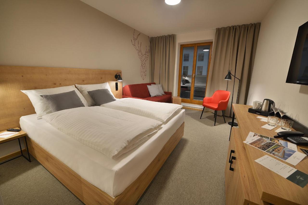 Hotel Element リプノ・ナト・ヴルタヴォウ エクステリア 写真